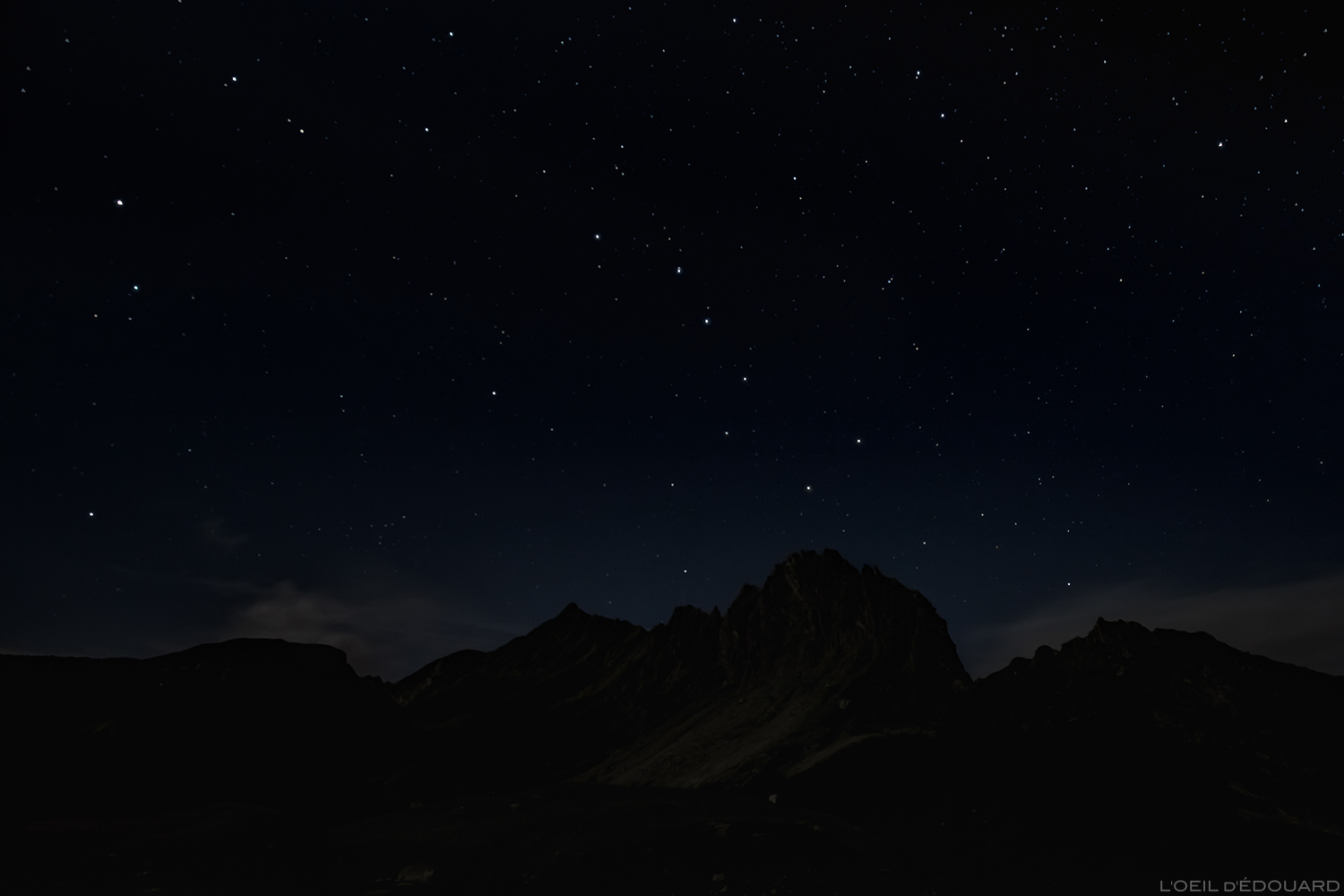 Nuit étoilée lors d\\\'un bivouac aux Lacs de la Forclaz, Beaufortain © L\\\'Oeil d\\\'Édouard - Tous droits réservés