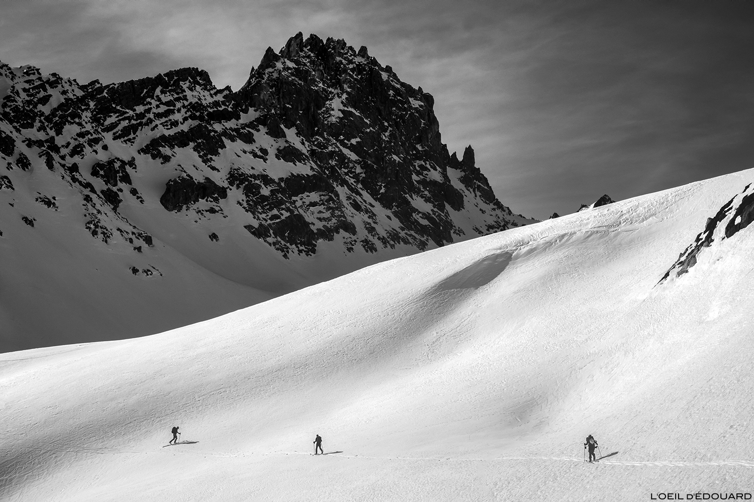 Ski de randonnée dans la Combe de la Neuva avec l’Aiguille de la Nova, Massif du Beaufortain